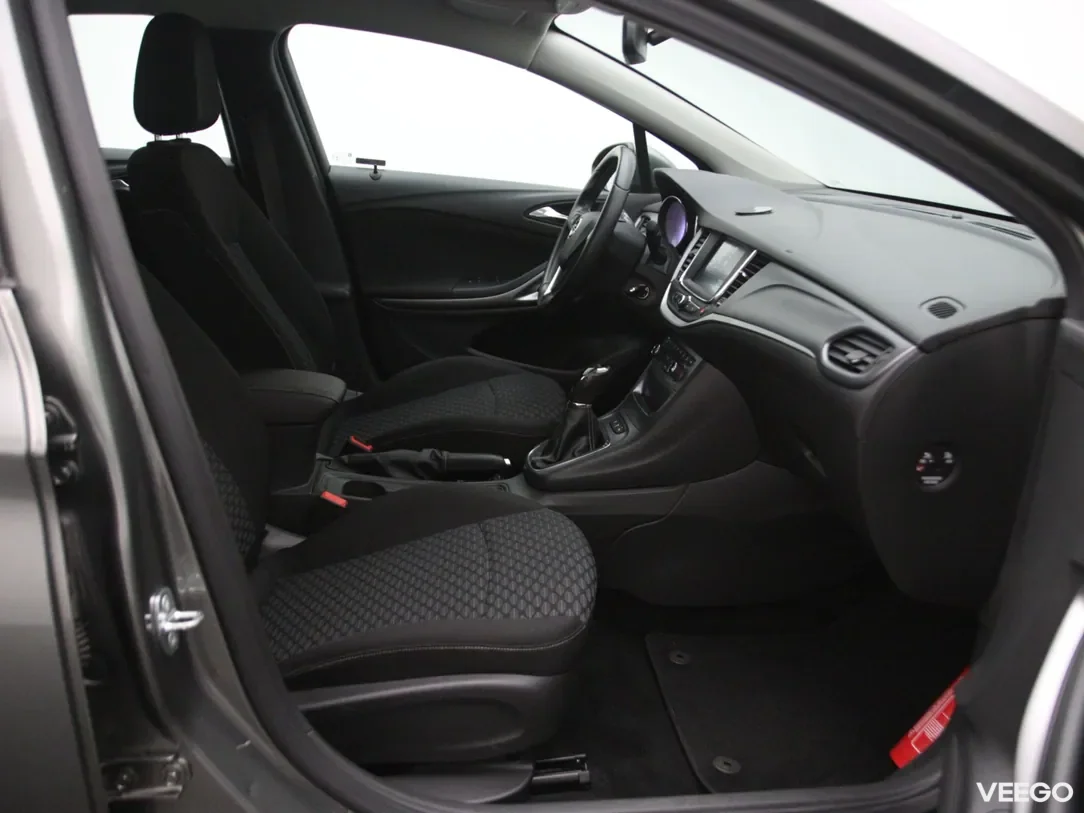 Opel Astra 1.6 81kW