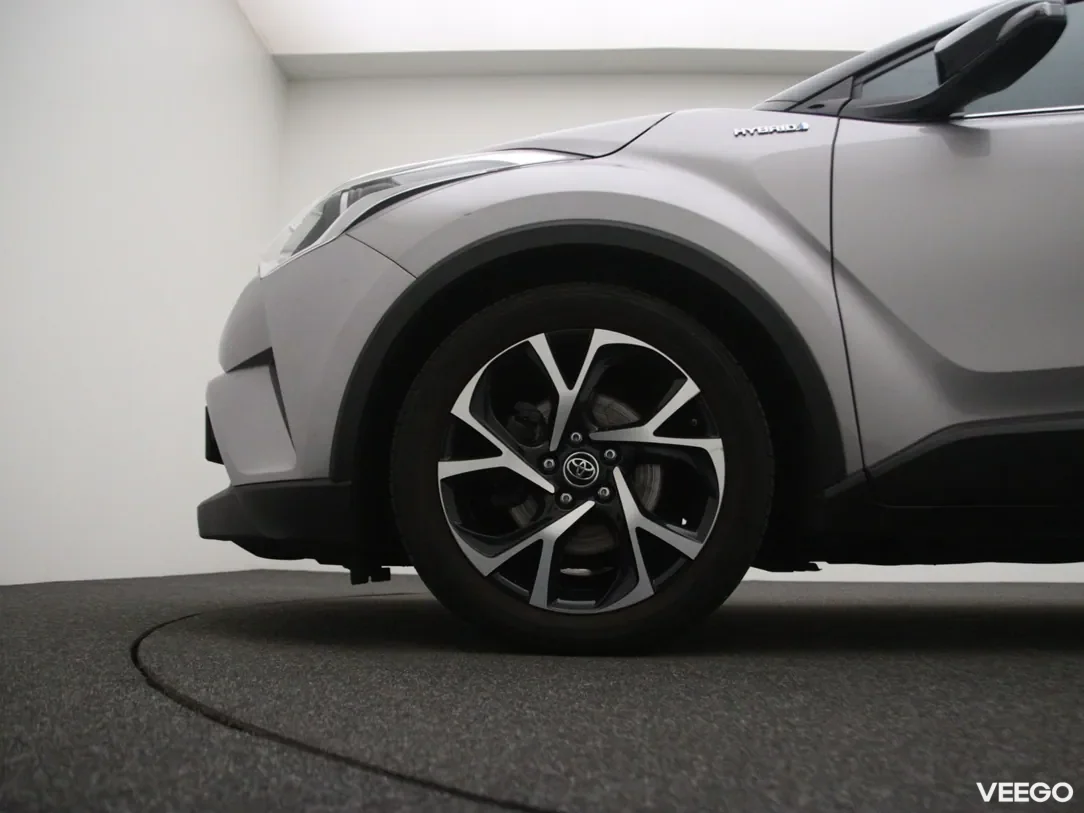 Toyota C-HR 1.8 90kW