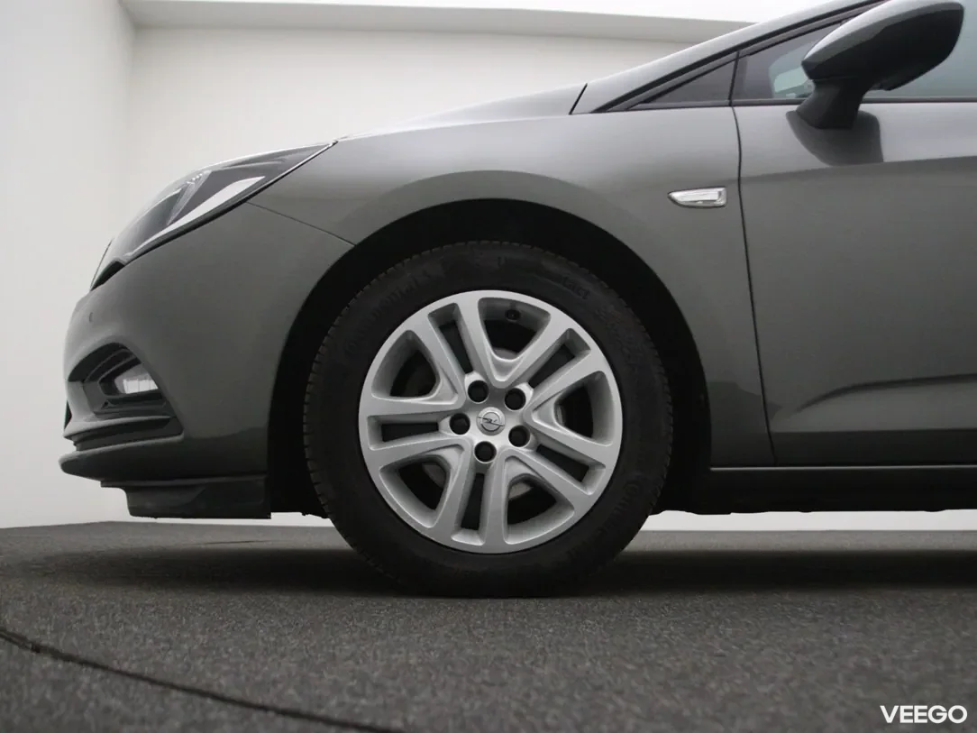 Opel Astra 1.6 81kW
