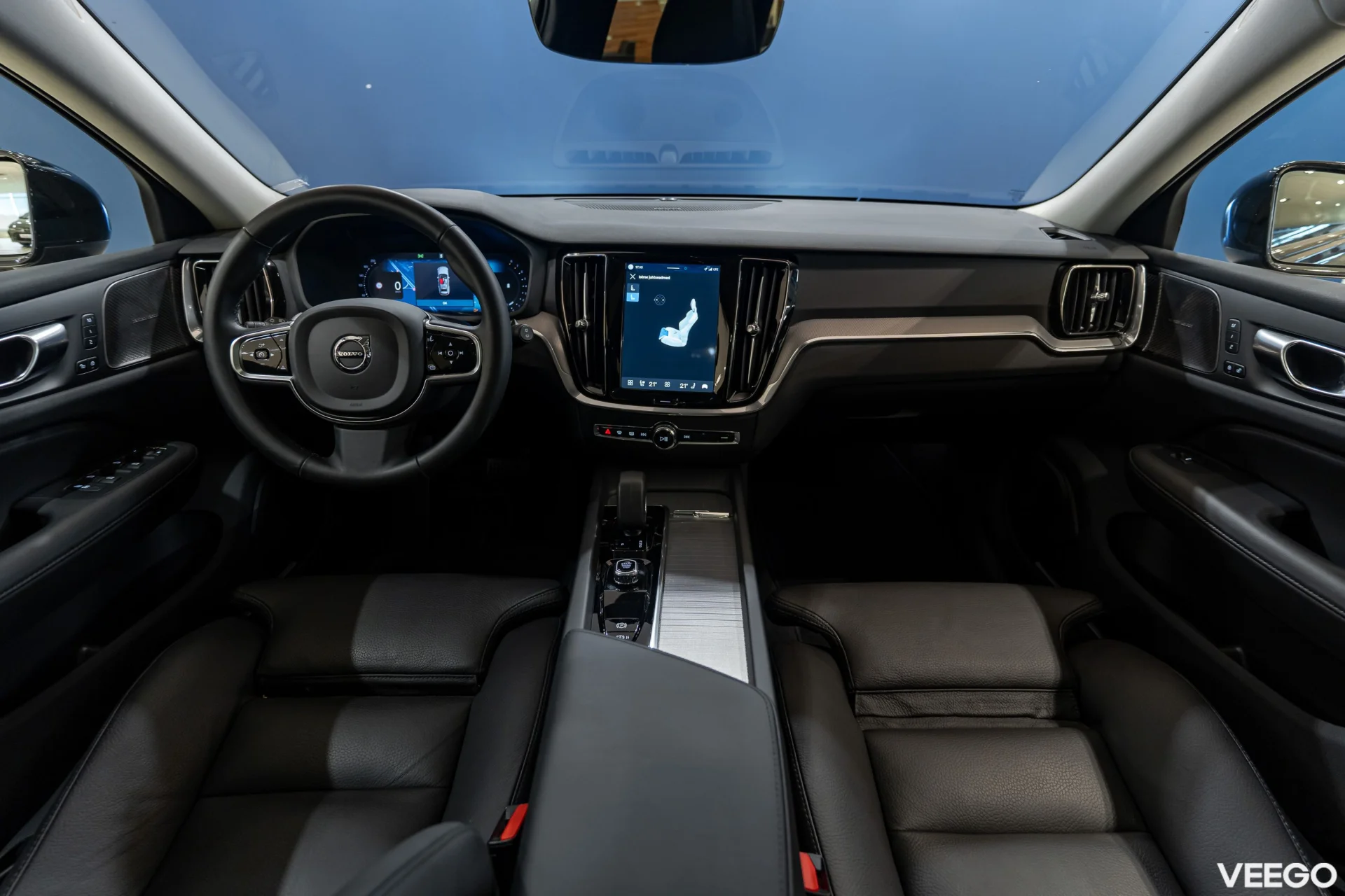 Volvo V60 2.0 B4 Mild-Hybrid Plus Dark 2 145kW