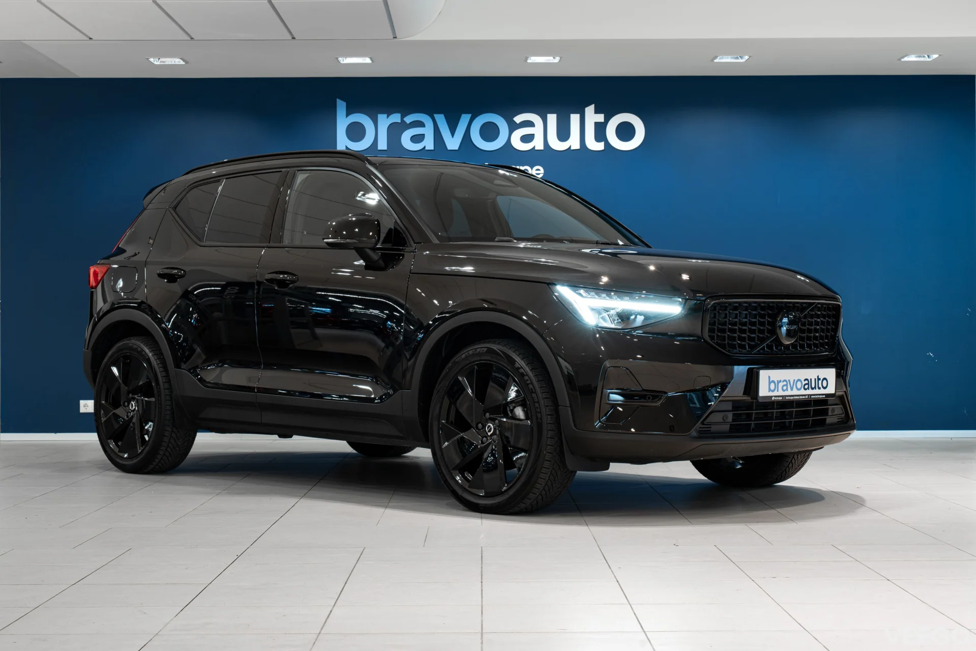 Volvo XC40 2.0 B3 Mild-Hybrid Plus Black Edition 2WD 2 120kW