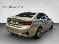 BMW 320 Sport Line 135kW thumbnail