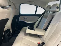 BMW 320 Sport Line 135kW thumbnail