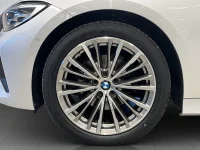 BMW 320 Sport Line 135kW thumbnail