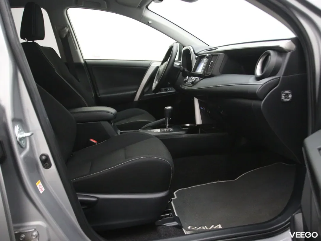 Toyota RAV4 2.5 145kW