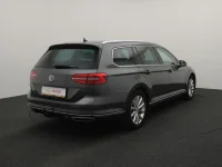 Volkswagen Passat 1.4 160kW thumbnail