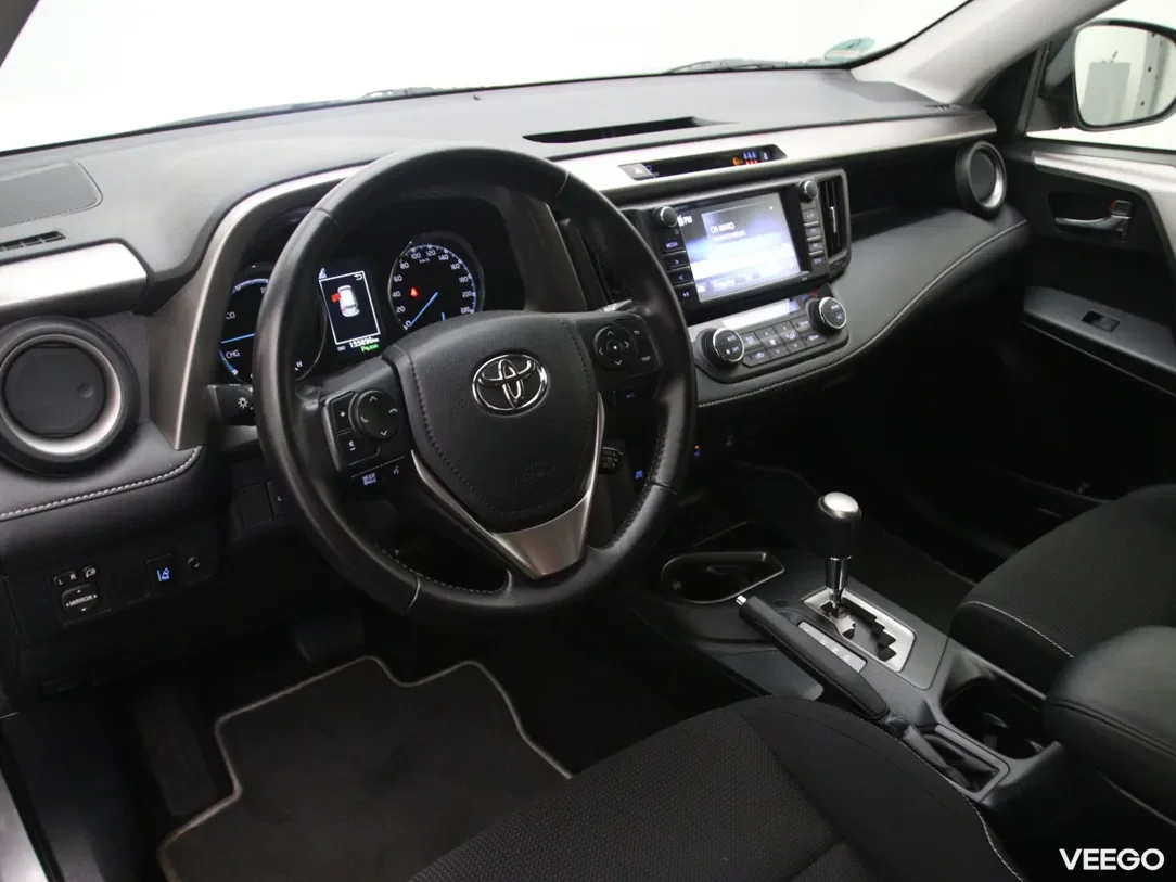 Toyota RAV4 2.5 145kW