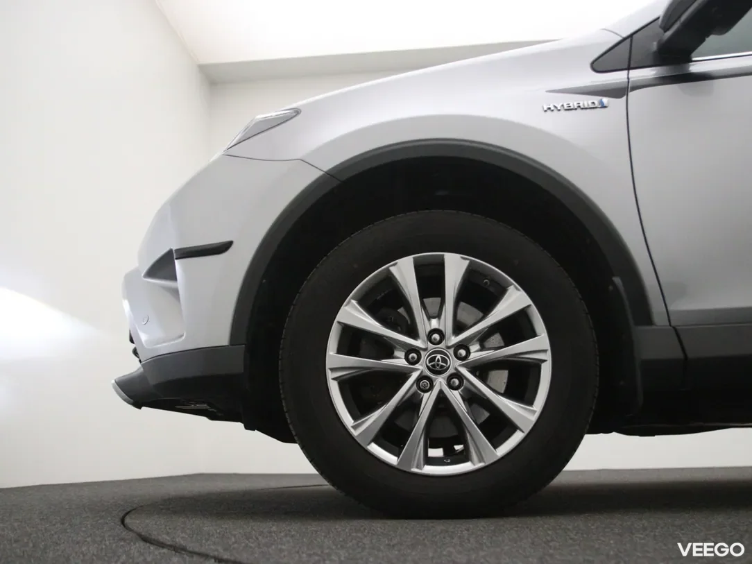 Toyota RAV4 2.5 145kW