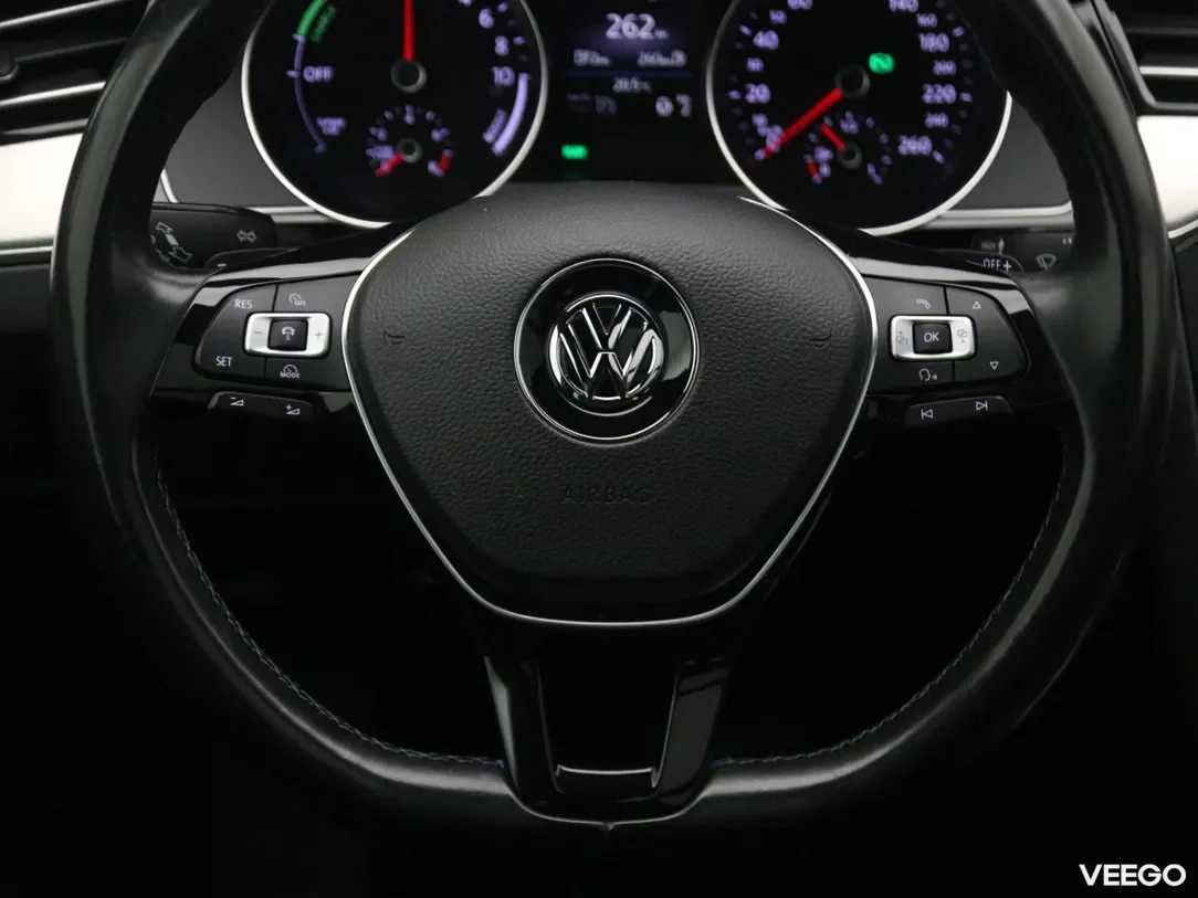 Volkswagen Passat 1.4 160kW