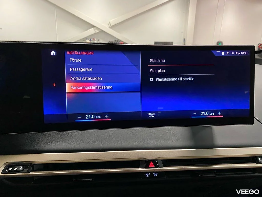 BMW iX xDrive40 326HK Sport /Sky Lounge /Laser /Se Spec/Moms 240kW