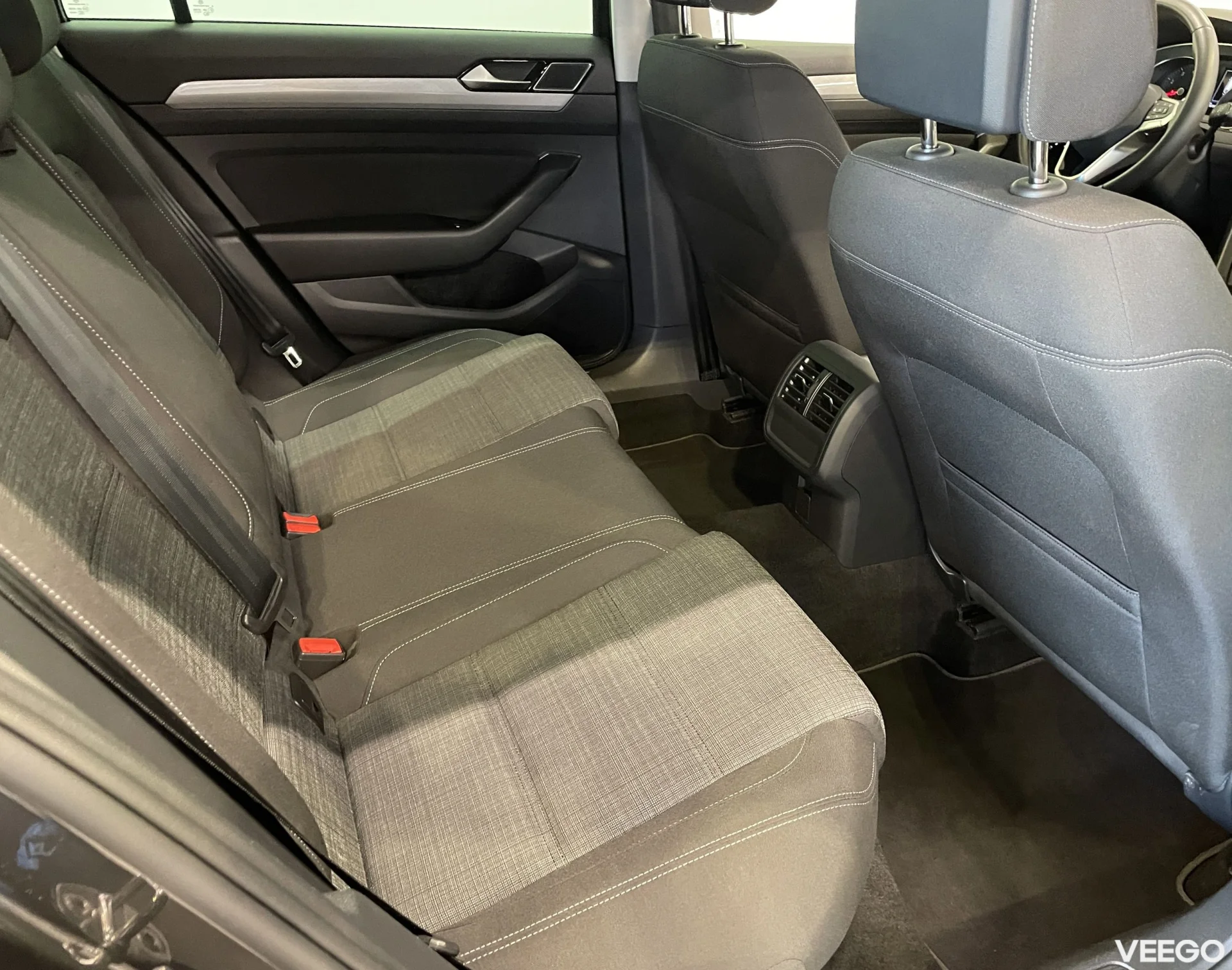 Volkswagen Passat Variant Business 1.5 110kW