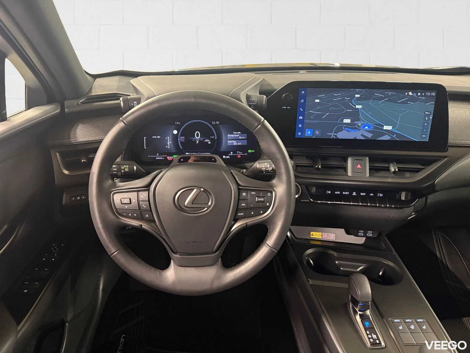 Lexus UX 300h - 2 112kW