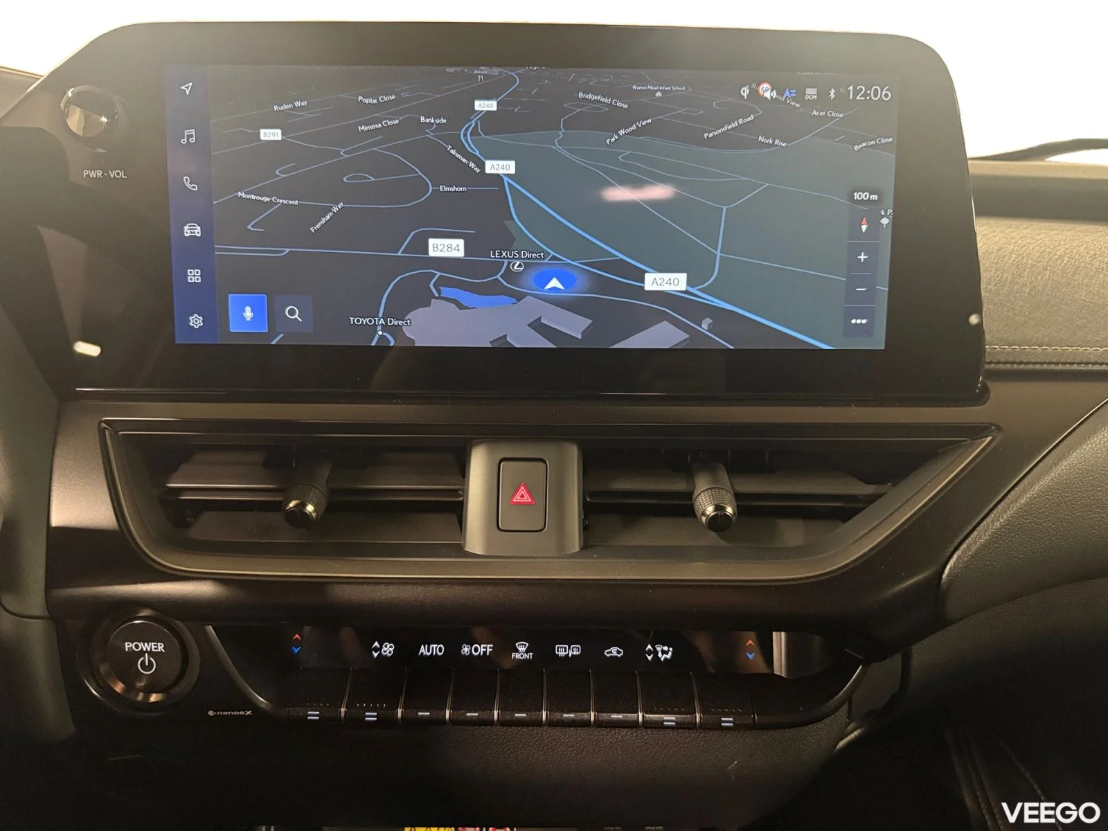 Lexus UX 300h - 2 112kW