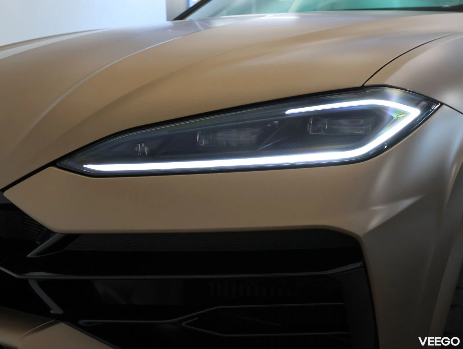 Lamborghini Urus - 4 588kW