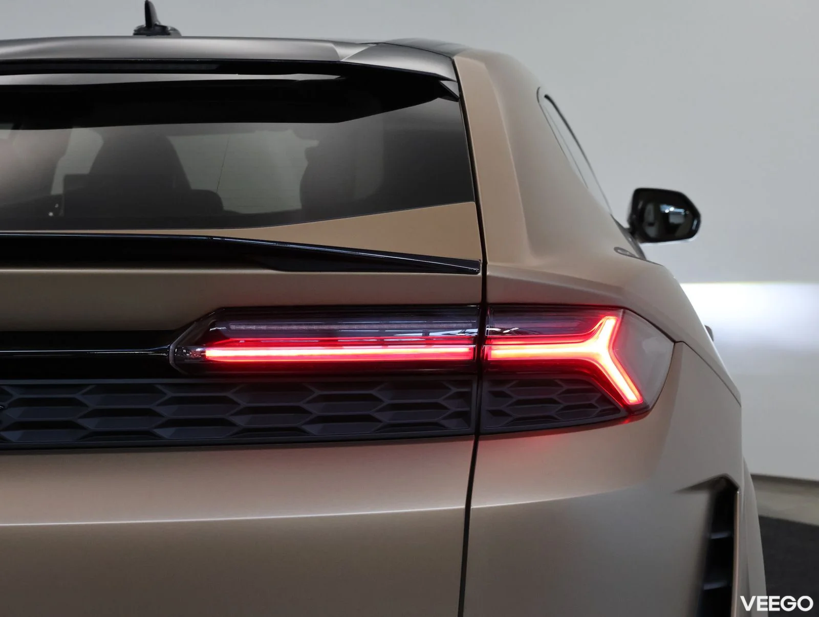 Lamborghini Urus - 4 588kW