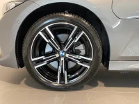 BMW 330 xDrive M-Sportpaket HiFi Högtalarsystem Drag 0kW