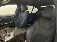 BMW 330 xDrive M-Sportpaket HiFi Högtalarsystem Drag 0kW