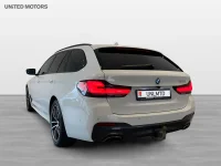 BMW 530 Touring M-Sportpaket Parkeringsassistent Drag 0kW
