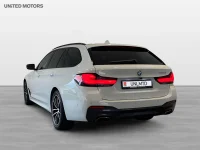 BMW 530 Touring M-Sportpaket Parkeringsassistent Drag 0kW
