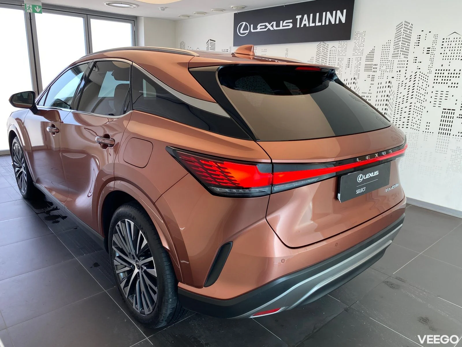 Lexus RX 450h+ - 136kW