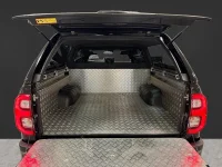 Toyota Hilux Hilux DH 2.8 4WD 204HK Invincible /Kåpa /Moms 150kW