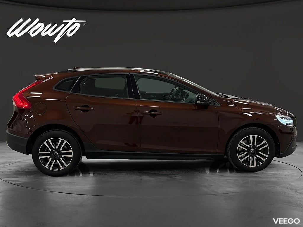 Volvo V40 D3 150HK Plus /Värmare /Navi 110kW