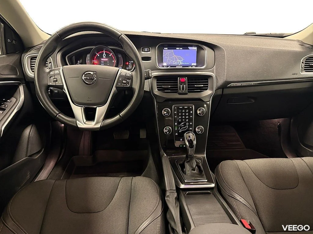 Volvo V40 D3 150HK Plus /Värmare /Navi 110kW
