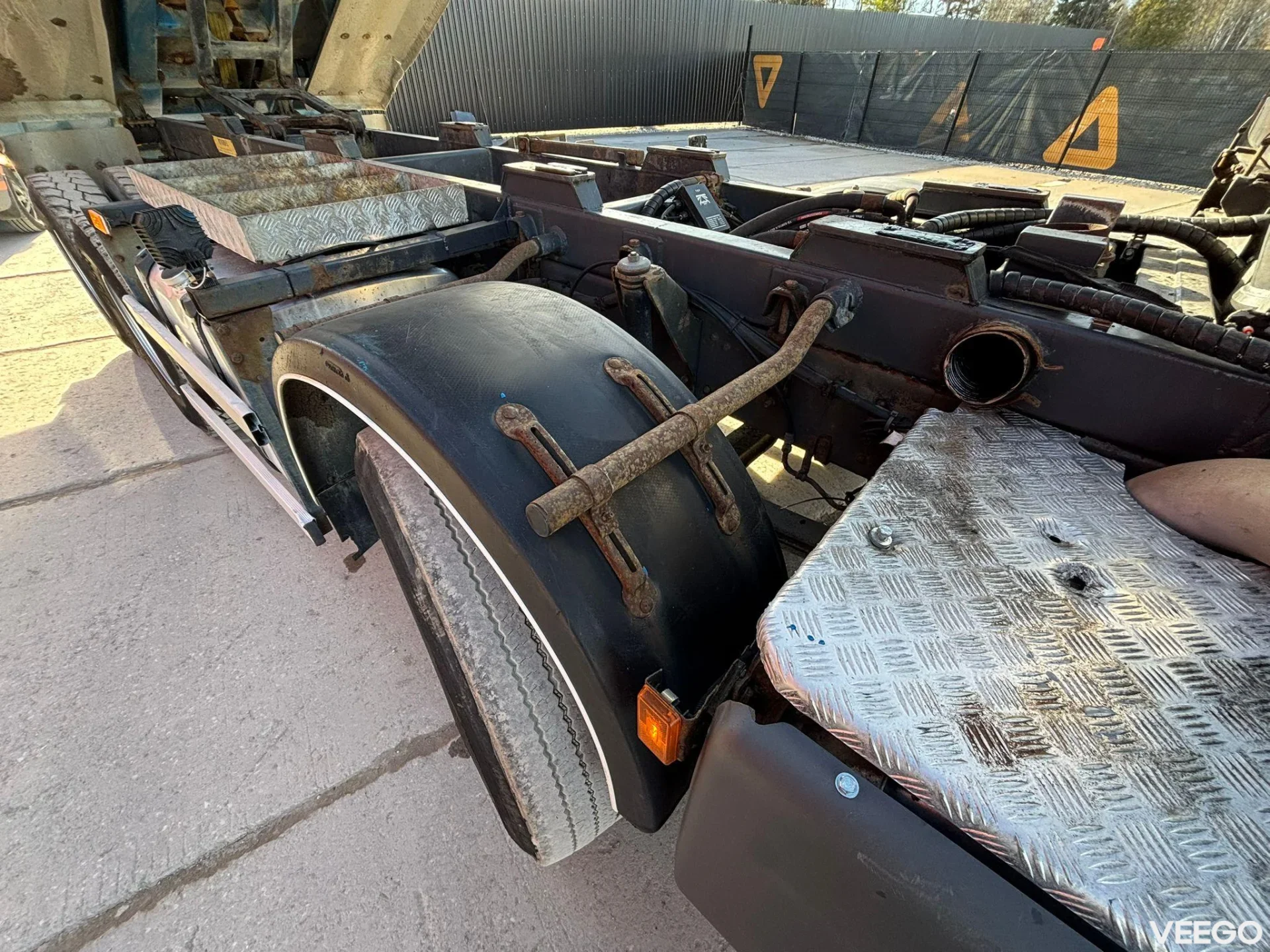 Scania P440 RETARDER / FULL STEEL / BOX L=5850 mm 323kW