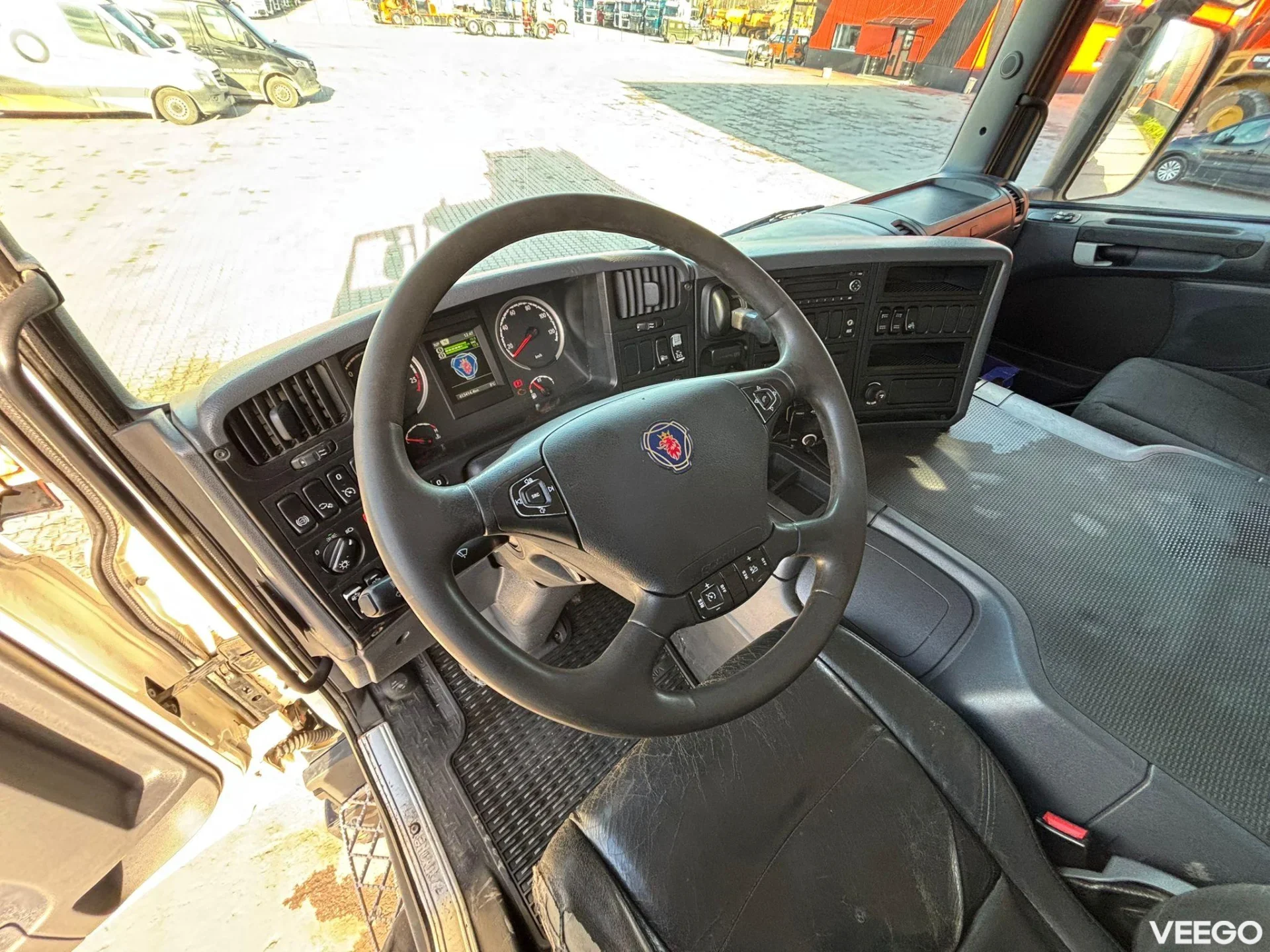 Scania P440 RETARDER / FULL STEEL / BOX L=5850 mm 323kW