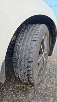 Volvo XC60 2.4 140kW thumbnail