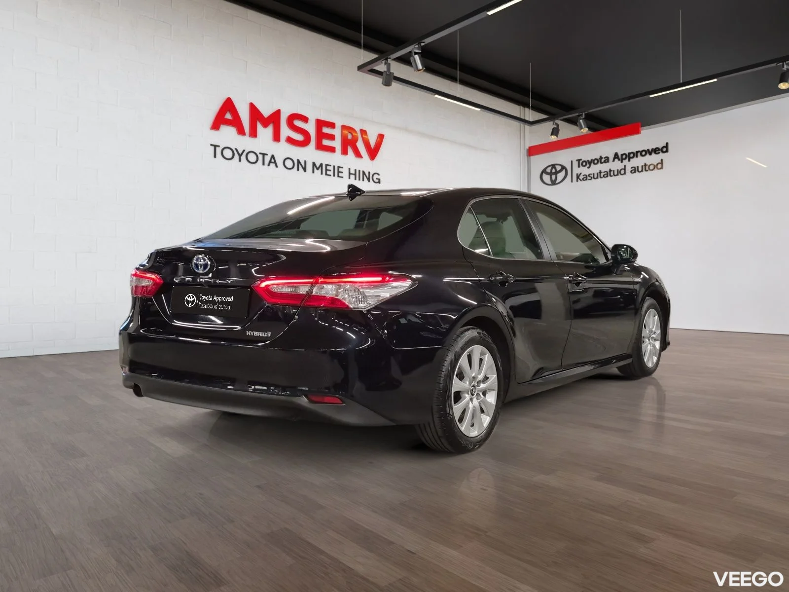 Toyota Camry Luxury Business 2.5 131kW