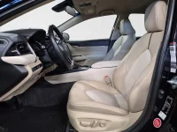 Toyota Camry Luxury Business 2.5 131kW thumbnail