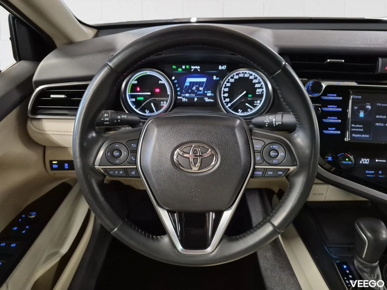 Toyota Camry Luxury Business 2.5 131kW