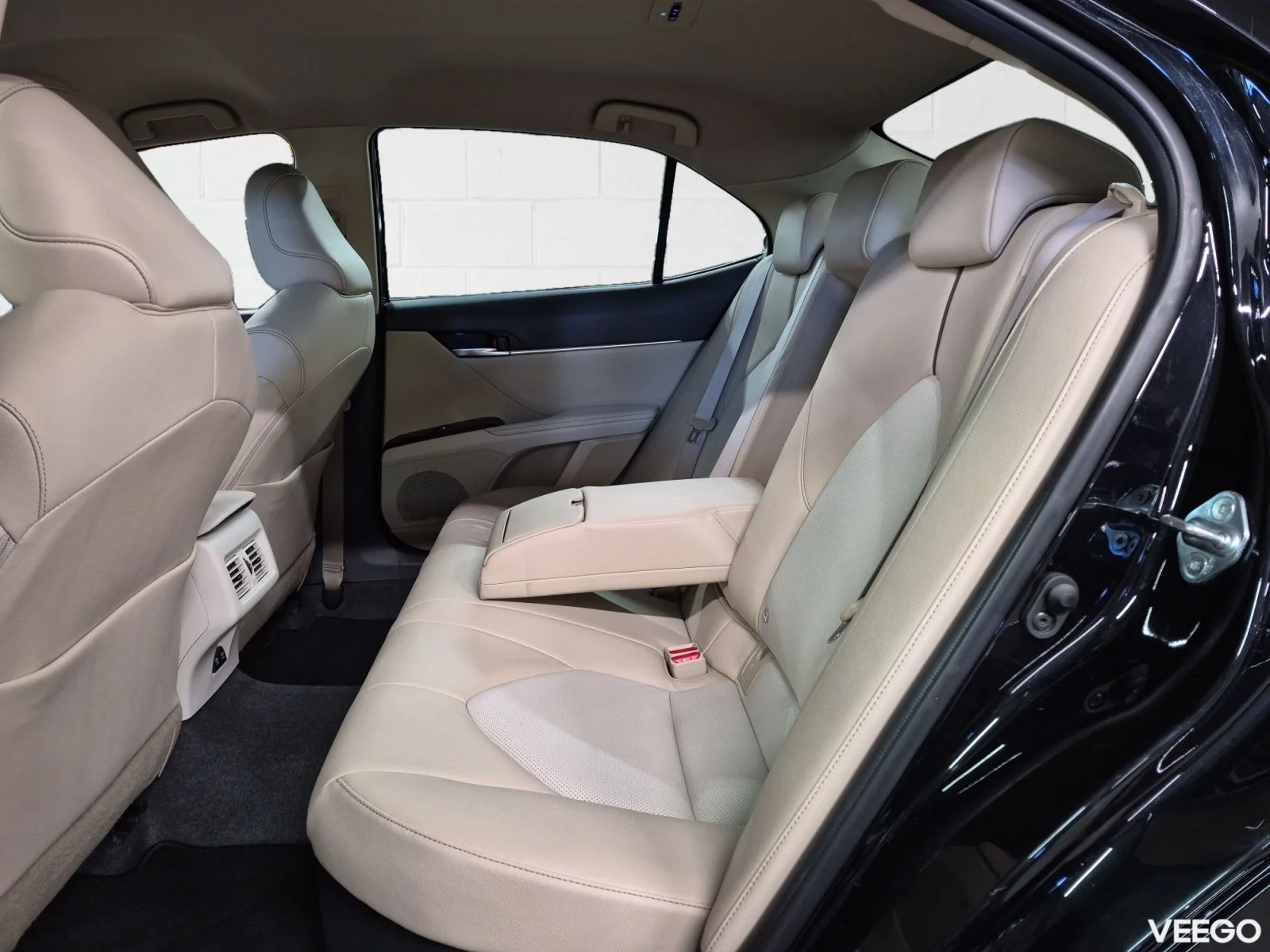 Toyota Camry Luxury Business 2.5 131kW