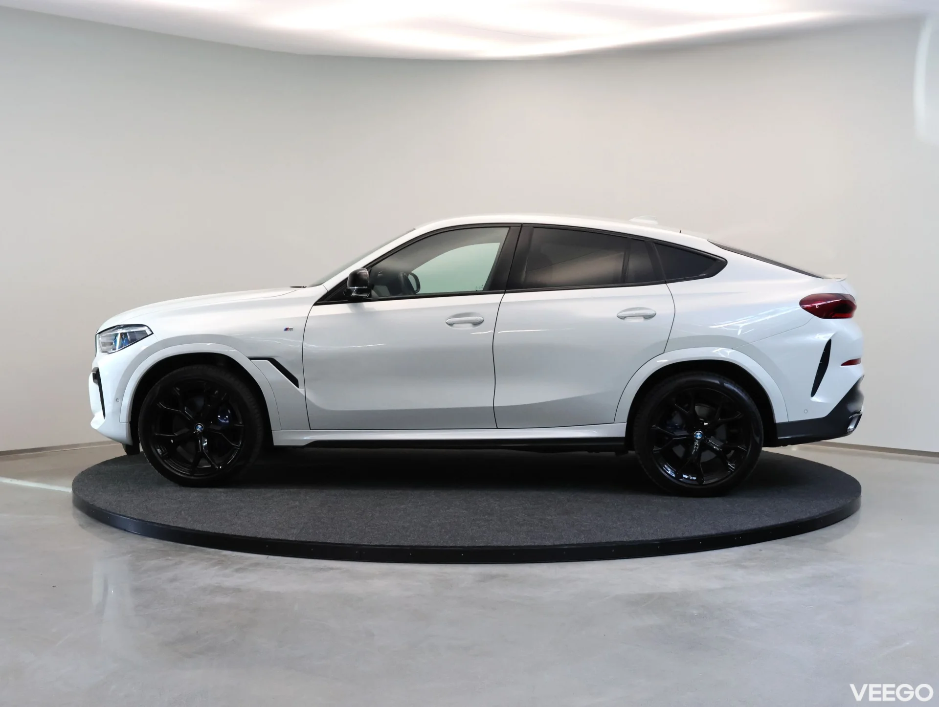 BMW X6 xDrive 40i 245kW