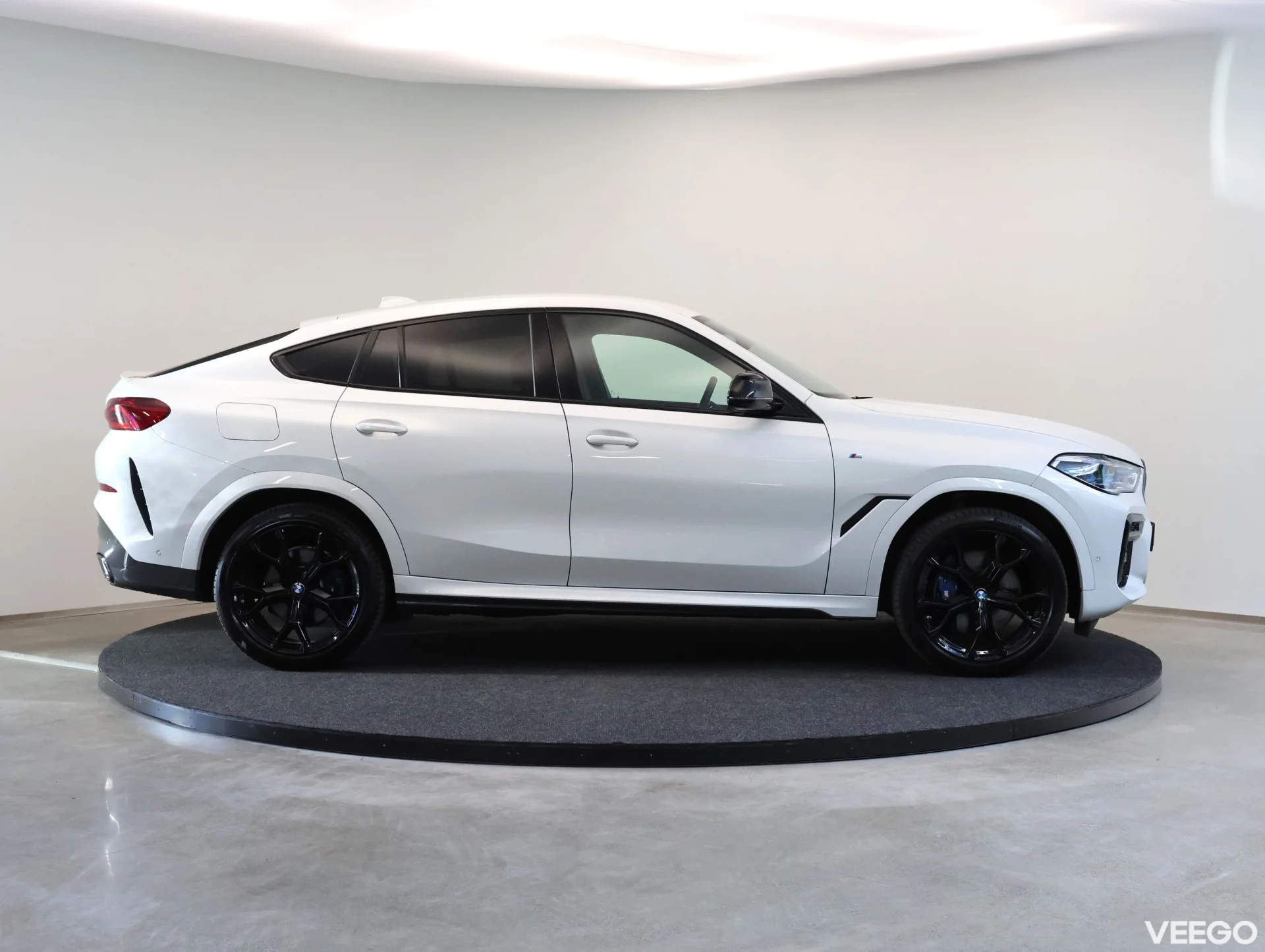 BMW X6 xDrive 40i 245kW