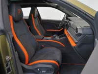 Lamborghini Urus - 4 588kW thumbnail