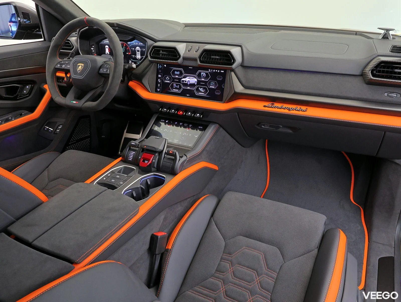 Lamborghini Urus - 4 588kW