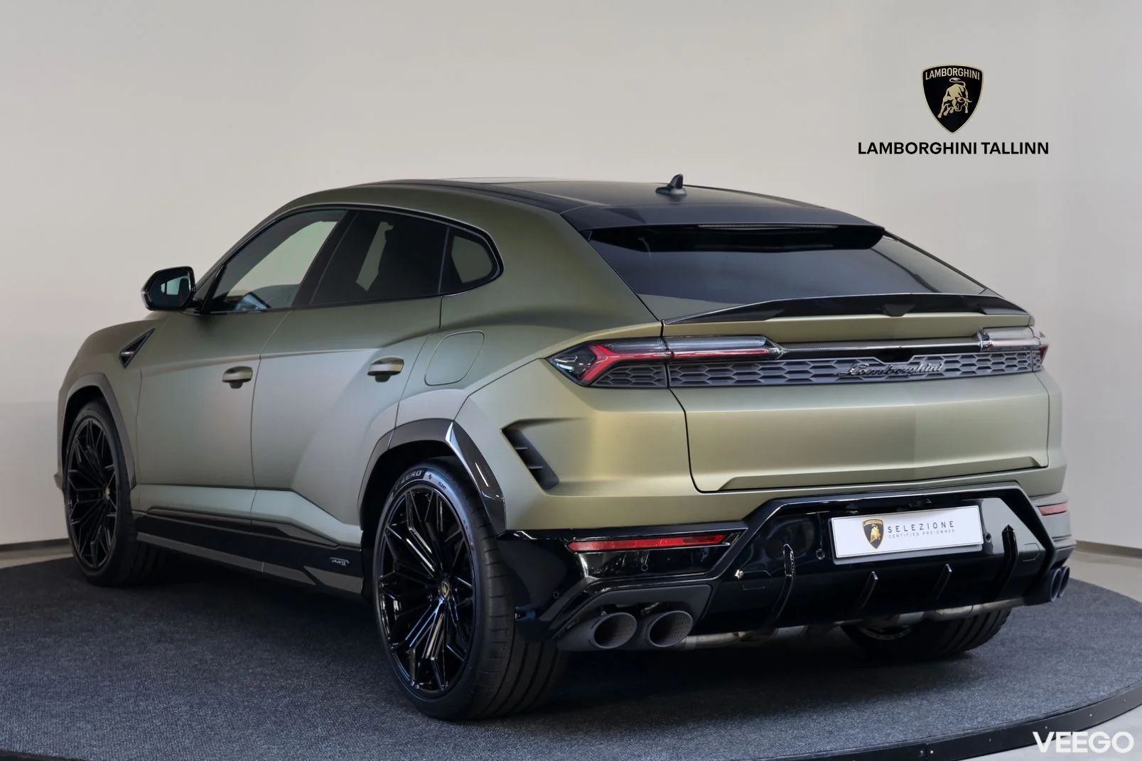 Lamborghini Urus - 4 588kW