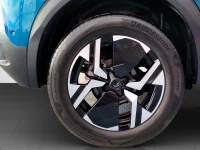 Peugeot 2008 Allure Hybrid 110 e-DCS6 74kW thumbnail