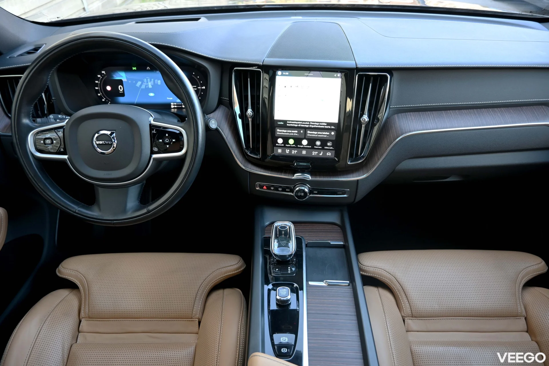 Volvo XC60 AWD LUXURY+ ULTIMATE BRIGHT INTELLI XENIUM MY2022 FACELIFT 2 251kW