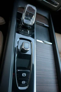 Volvo XC60 AWD LUXURY+ ULTIMATE BRIGHT INTELLI XENIUM MY2022 FACELIFT 2 251kW thumbnail