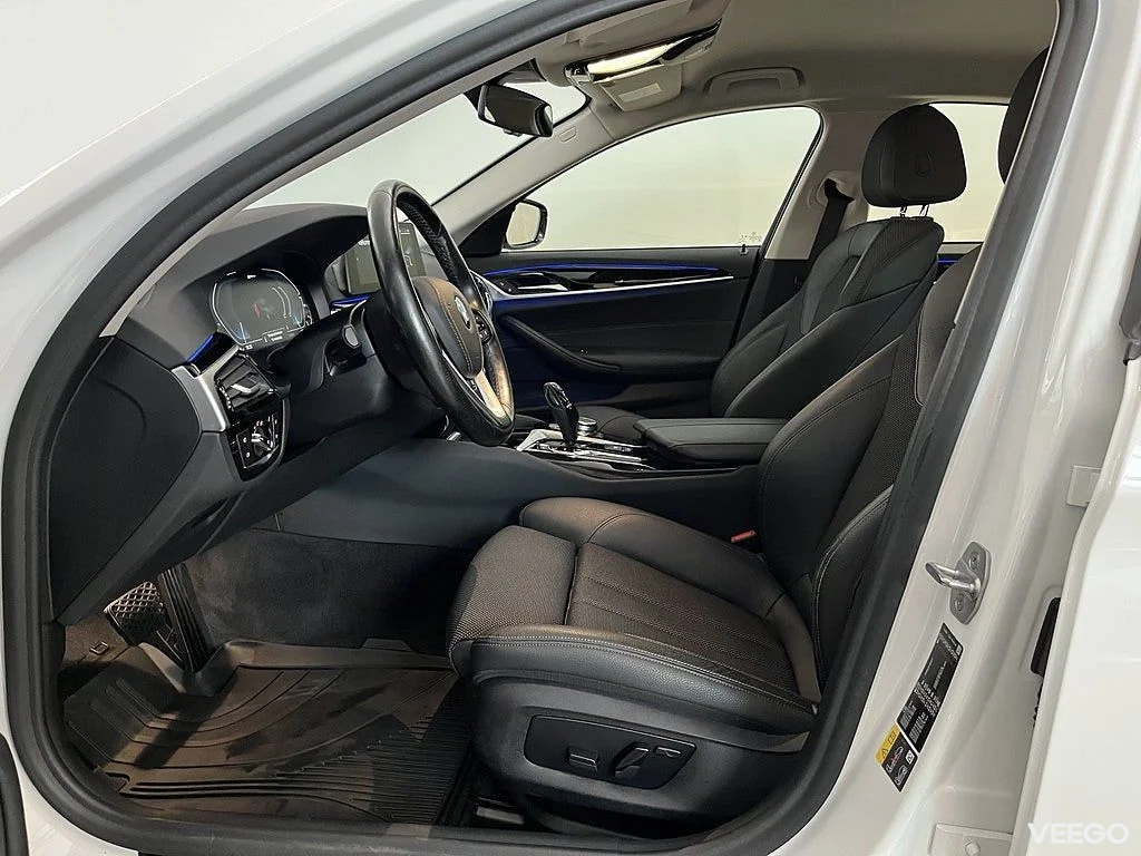 BMW 530 iPerformance Sedan HiFi Rattvärme Park Assist 0kW