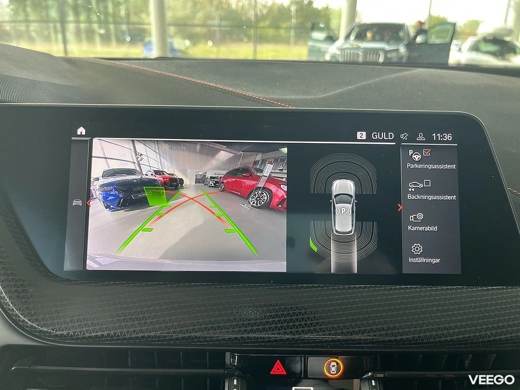 BMW 118 118i i Model Sport Rattvärme Park Assist Sportstolar 0kW
