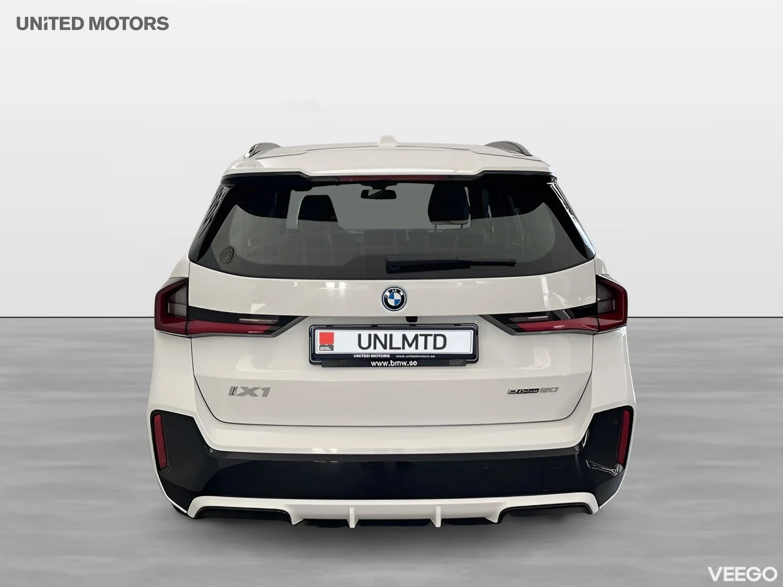 BMW iX1 eDrive20 M Sport Drag HiFi Elstolar Head-Up Rattvärme 0kW