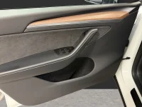 Tesla Model Y Long Range AWD 514HK /Drag /Moms 378kW thumbnail