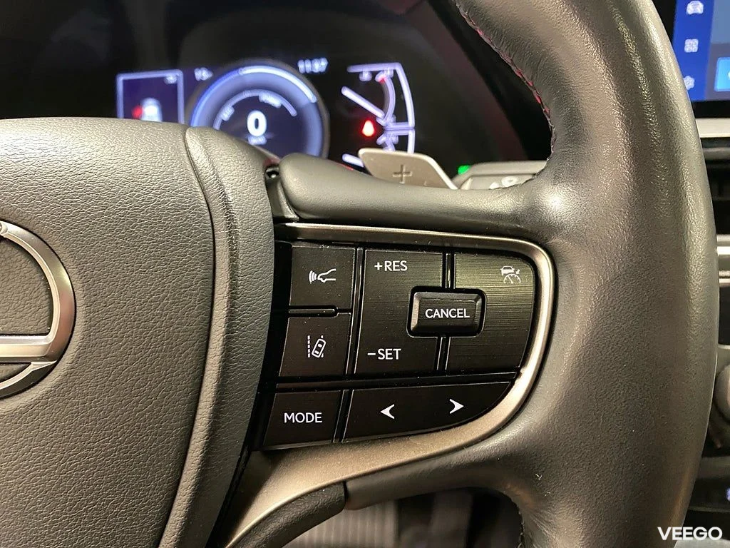 Lexus ES 300 ES 300h 2.5 E-CVT 218HK Executive /Teknik /Taklucka 160kW
