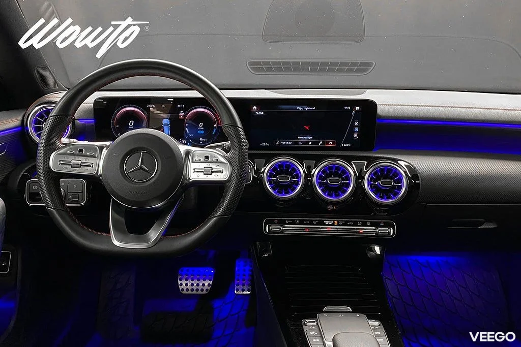 Mercedes-Benz CLA250 250 e SB 218HK AMG /Pano /Drag 160kW