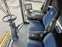 New Holland CR Macdon FD140 515kW thumbnail