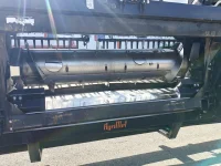 New Holland CR Macdon FD140 515kW thumbnail